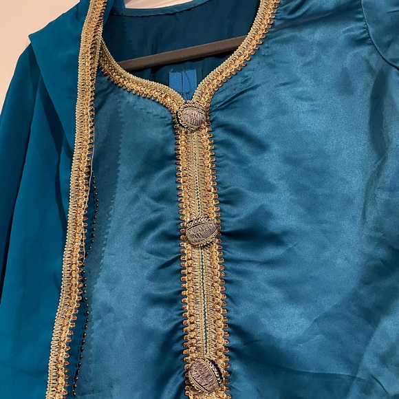 Blue and Orange Traditional Outfit - Picture 2 of 4